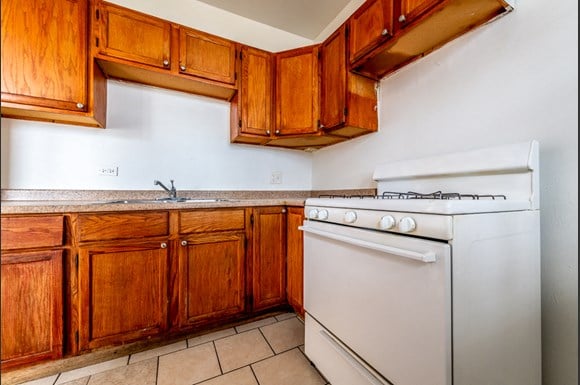 Kitchen of 6829 S Martin Luther King Dr Apartments in Chicago